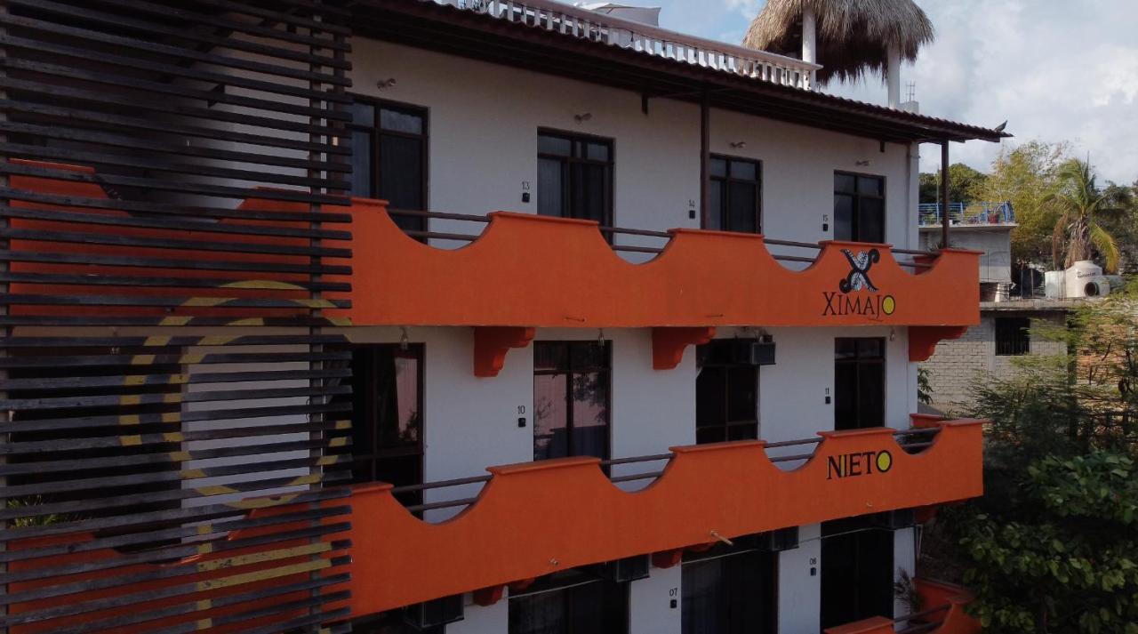 Ximajo Nieto Hotel Puerto Escondido  Exterior photo